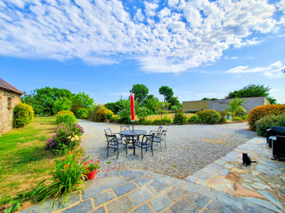 French property for sale in Hémonstoir, Côtes-d'Armor - €279,900 - photo 8