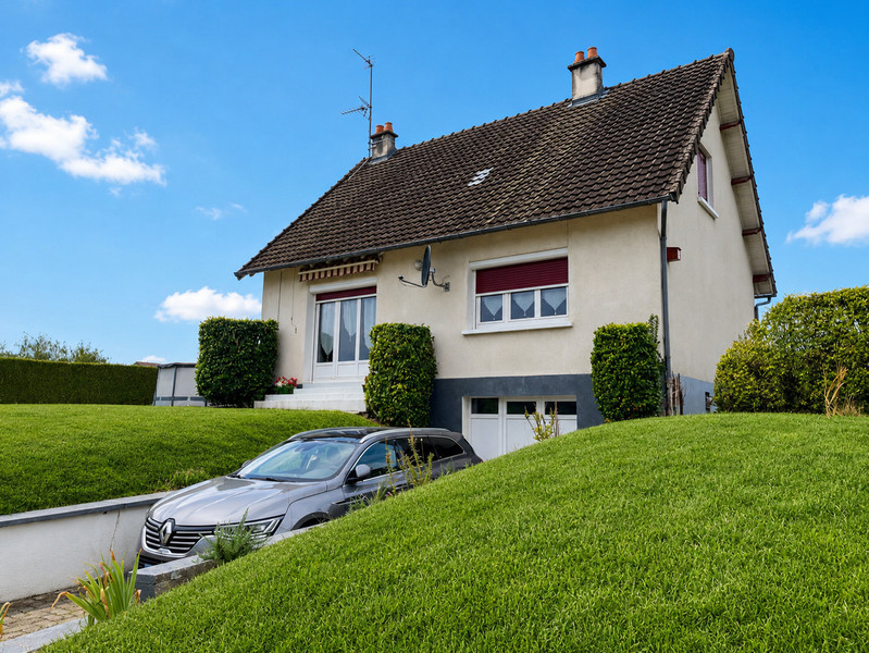 French property for sale in Magnac-Laval, Haute-Vienne - €140,400 - photo 0