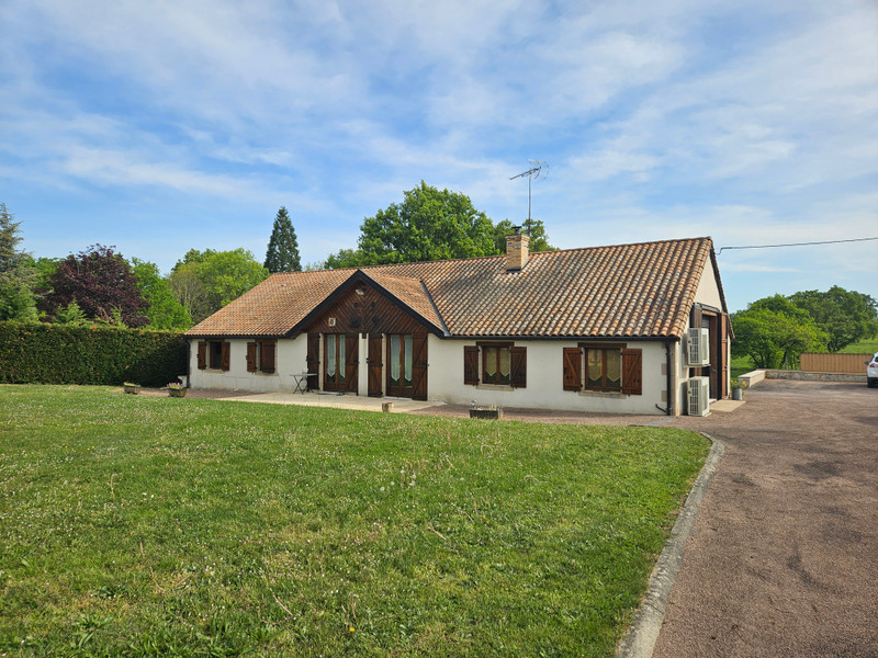 Propriété à vendre à Valigny, Allier - 295 000 €