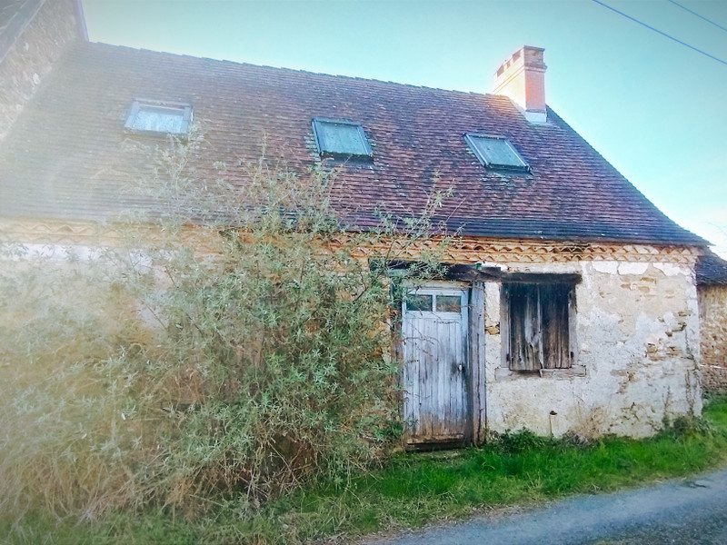 French property for sale in Chalais, Dordogne - €88,000 - photo 3