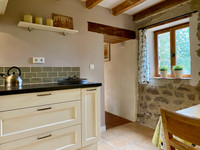 Propriété à vendre à Saint-Yrieix-la-Montagne, Creuse - 147 150 € - photo n°4