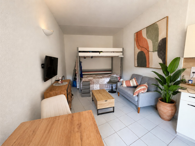 French property for sale in Argelès-sur-Mer, Pyrénées-Orientales - €79,500 - photo 0