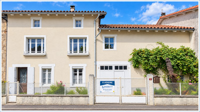 Maison à vendre à Chassenon, Charente, Poitou-Charentes, avec Leggett Immobilier