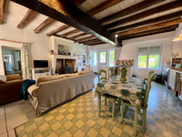 Propriété à vendre à Corme-Royal, Charente-Maritime - 295 000 € - photo n°2