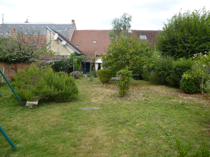 French property for sale in La Celle-Dunoise, Creuse - &#8364;154,780 - photo 2