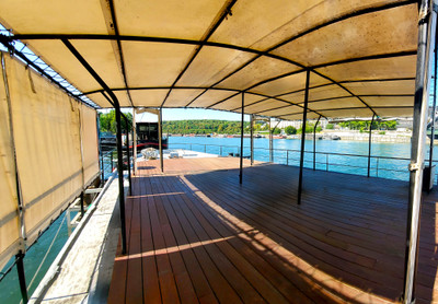 Péniche à vendre à Boulogne-Billancourt, Hauts-de-Seine, Île-de-France, avec Leggett Immobilier