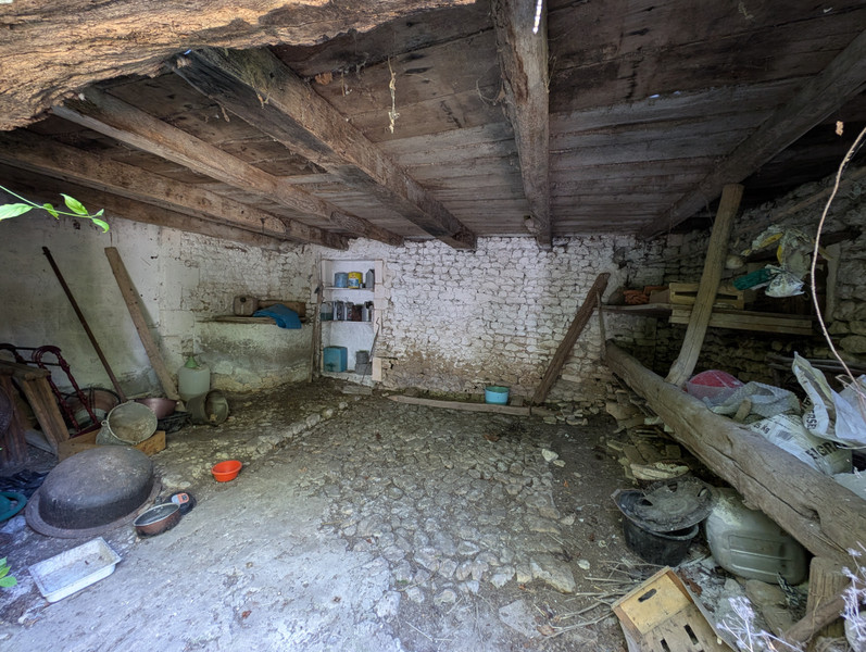 French property for sale in Saint-Germain-de-Vibrac, Charente-Maritime - €140,000 - photo 13