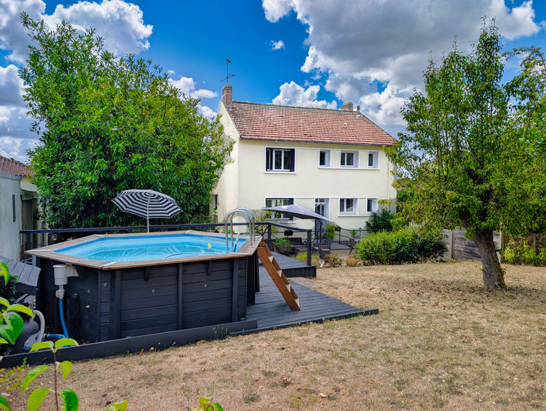 French property for sale in Bellac, Haute-Vienne - €174,960 - photo 0