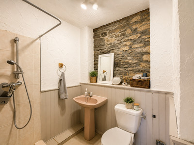 French property for sale in Mohon, Morbihan - €138,999 - photo 10