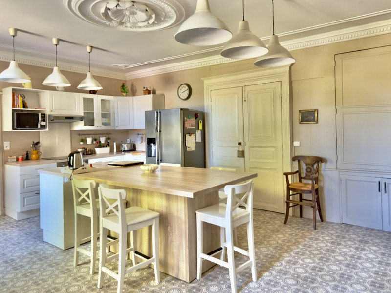 French property for sale in Châlus, Haute-Vienne - €349,800 - photo 1