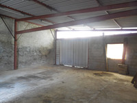 Maison à vendre à La Petite-Marche, Allier - 60.000 € - photo 9