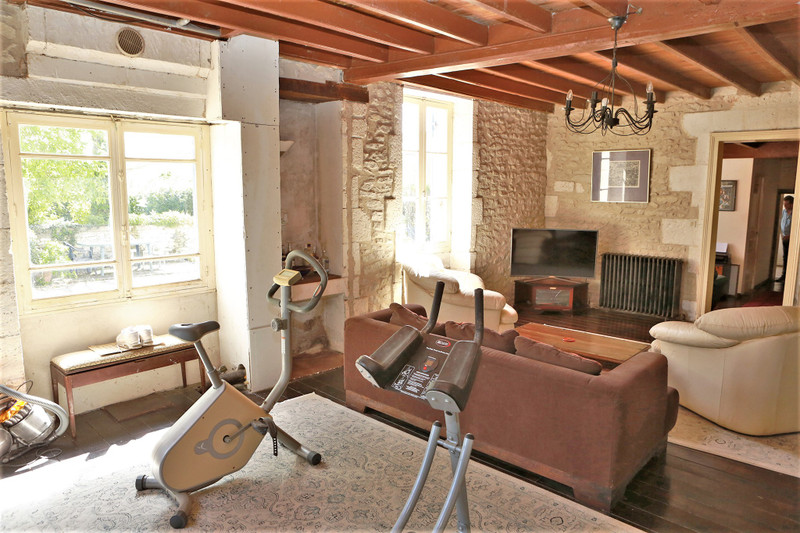 French property for sale in Verteillac, Dordogne - &#8364;299,000 - photo 5