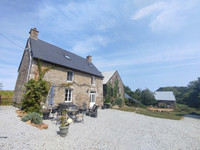 Maison à vendre à Passais Villages, Orne - 254.000 € - photo 1