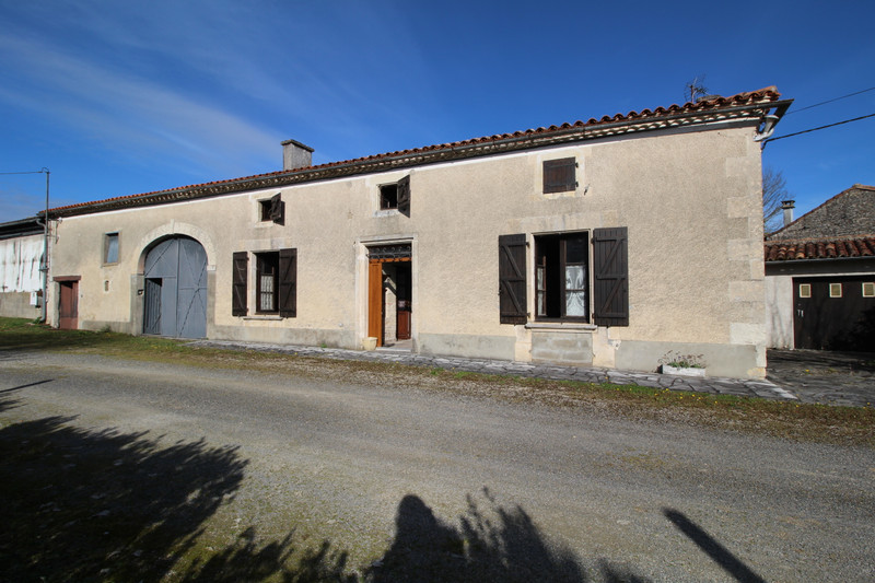 French property for sale in Couture-d'Argenson, Deux-Sèvres - €214,000 - photo 3