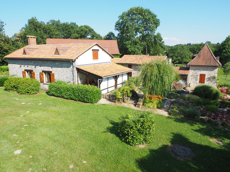 French property for sale in Saint-Pardoux-la-Rivière, Dordogne - €340,425 - photo 6
