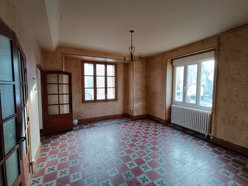 French property for sale in Auzances, Creuse - €49,900 - photo 3