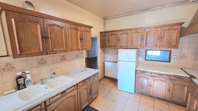 French property for sale in Étagnac, Charente - €99,000 - photo 3