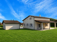 Propriété à vendre à Laprade, Charente - 194 400 € - photo n°1