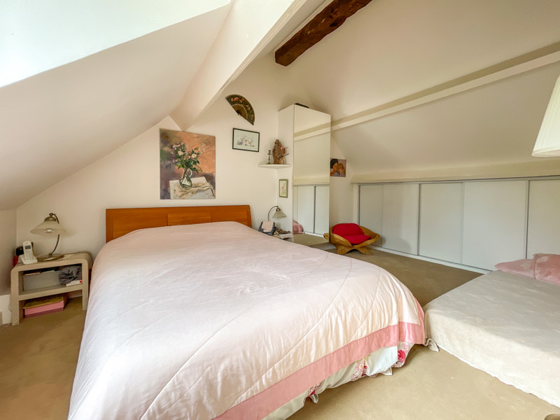 French property for sale in Villette, Yvelines - €349,000 - photo 3