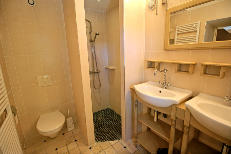 French property for sale in Barjac, Gard - €490,000 - photo 9
