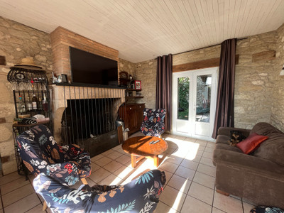 French property for sale in Duras, Lot-et-Garonne - €585,000 - photo 6