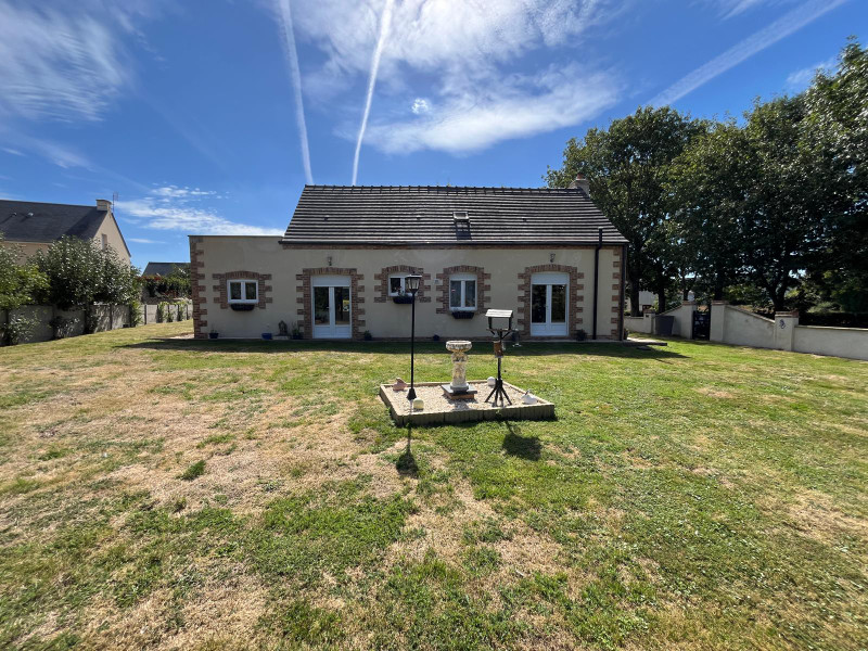 French property for sale in Saint-Hilaire-du-Harcouët, Manche - €247,500 - photo 1