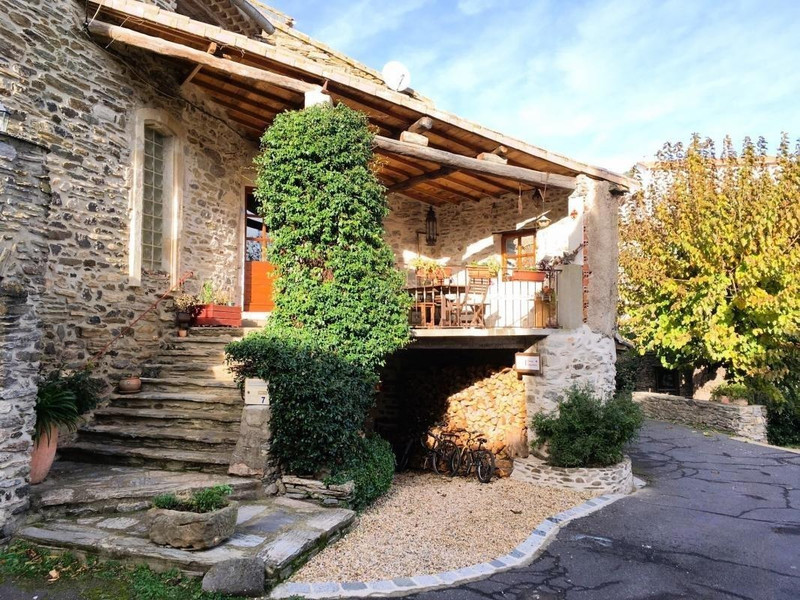 French property for sale in Roquessels, Hérault - €345,000 - photo 2