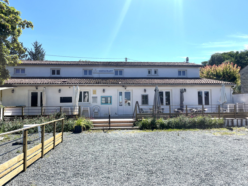 French property for sale in Archiac, Charente-Maritime - €267,500 - photo 0