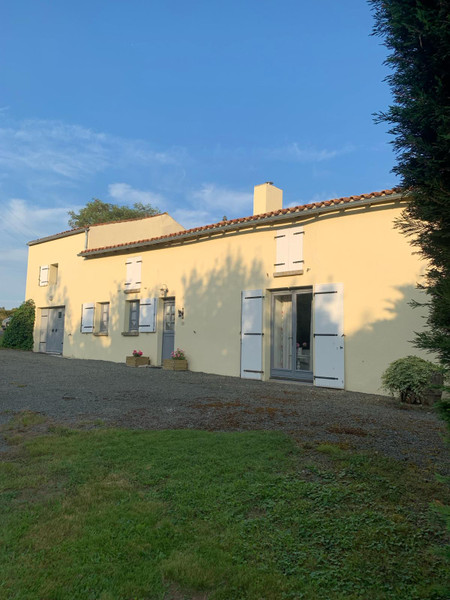 Maison à vendre à Vouvant, Vendée - 288.900 € - photo 1