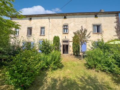 house for sale in Deux-Sèvres