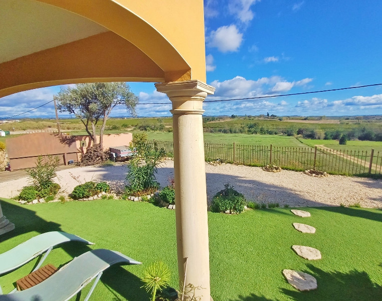 French property for sale in Puissalicon, Hérault - €495,000 - photo 2