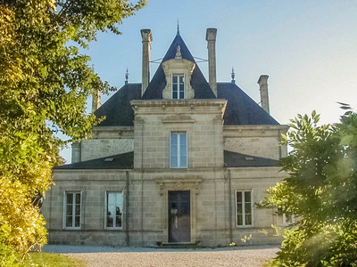 Maison à vendre à Lesparre-Médoc, Gironde, Aquitaine, avec Leggett Immobilier