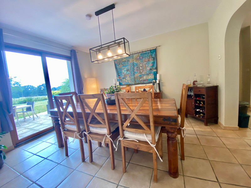 French property for sale in Massignac, Charente - €256,500 - photo 4