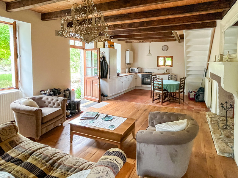 French property for sale in Villejoubert, Charente - €119,900 - photo 2