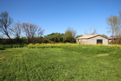 French property for sale in Paizay-Naudouin-Embourie, Charente - €149,990 - photo 1