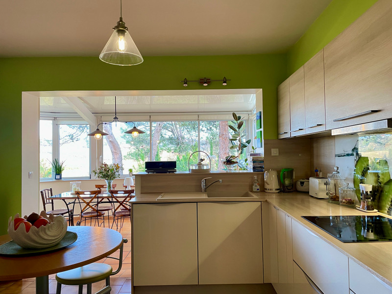 French property for sale in Pierrevert, Alpes-de-Haute-Provence - €395,000 - photo 4