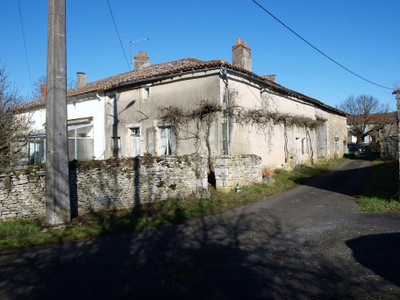 Maison à vendre à Savigné, Vienne, Poitou-Charentes, avec Leggett Immobilier