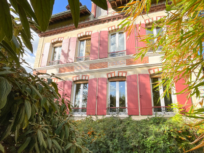 Italian style 5 bedroom house with a garden for sale at 95430 Auvers-sur-Oise, Ile-de-France
