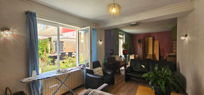 French property for sale in Maillezais, Vendée - €299,600 - photo 2