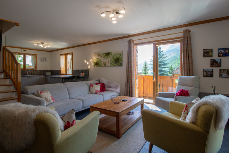 French property for sale in Saint-Martin-de-Belleville, Savoie - €1,395,000 - photo 5