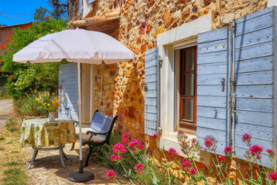 Maison à vendre à Villars, Vaucluse, PACA, avec Leggett Immobilier