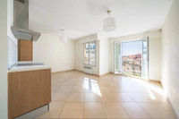 Propriété à vendre à Nice, Alpes-Maritimes - 620 000 € - photo n°2
