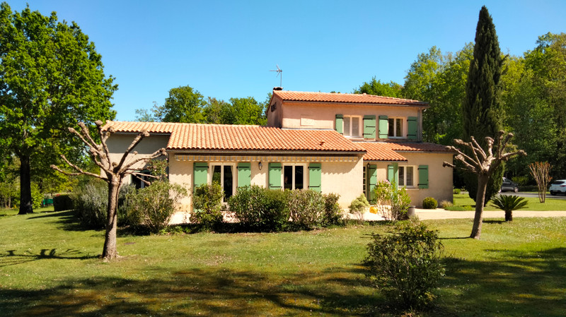 French property for sale in Dirac, Charente - €574,000 - photo 4
