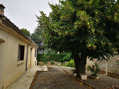 Maison à vendre à Vic-Fezensac, Gers, Midi-Pyrénées, avec Leggett Immobilier