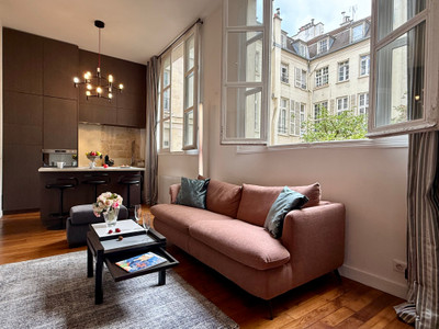 French property for sale in Paris 4e Arrondissement, Paris - €735,000 - photo 2