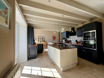 French property for sale in Cognac, Charente - €799,980 - photo 5
