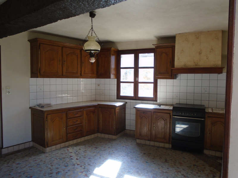 French property for sale in Pressac, Vienne - €152,600 - photo 3