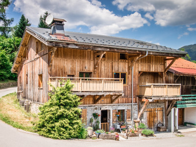 Ski property for sale in Morillon - €1,350,000 - photo 0