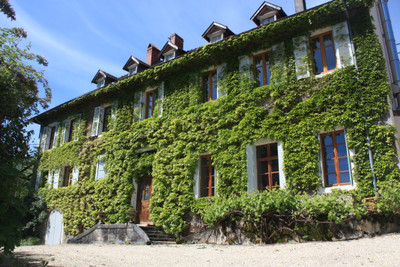 Maison à vendre à Anglefort, Ain, Rhône-Alpes, avec Leggett Immobilier