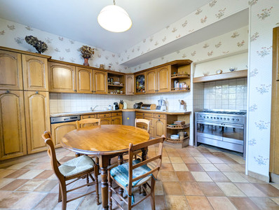 French property for sale in Mazamet, Tarn - €324,500 - photo 5